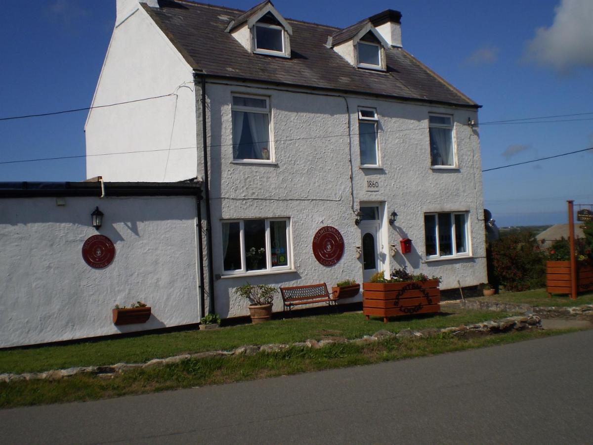 Sportsmans Lodge Bed And Breakfast Amlwch Екстериор снимка