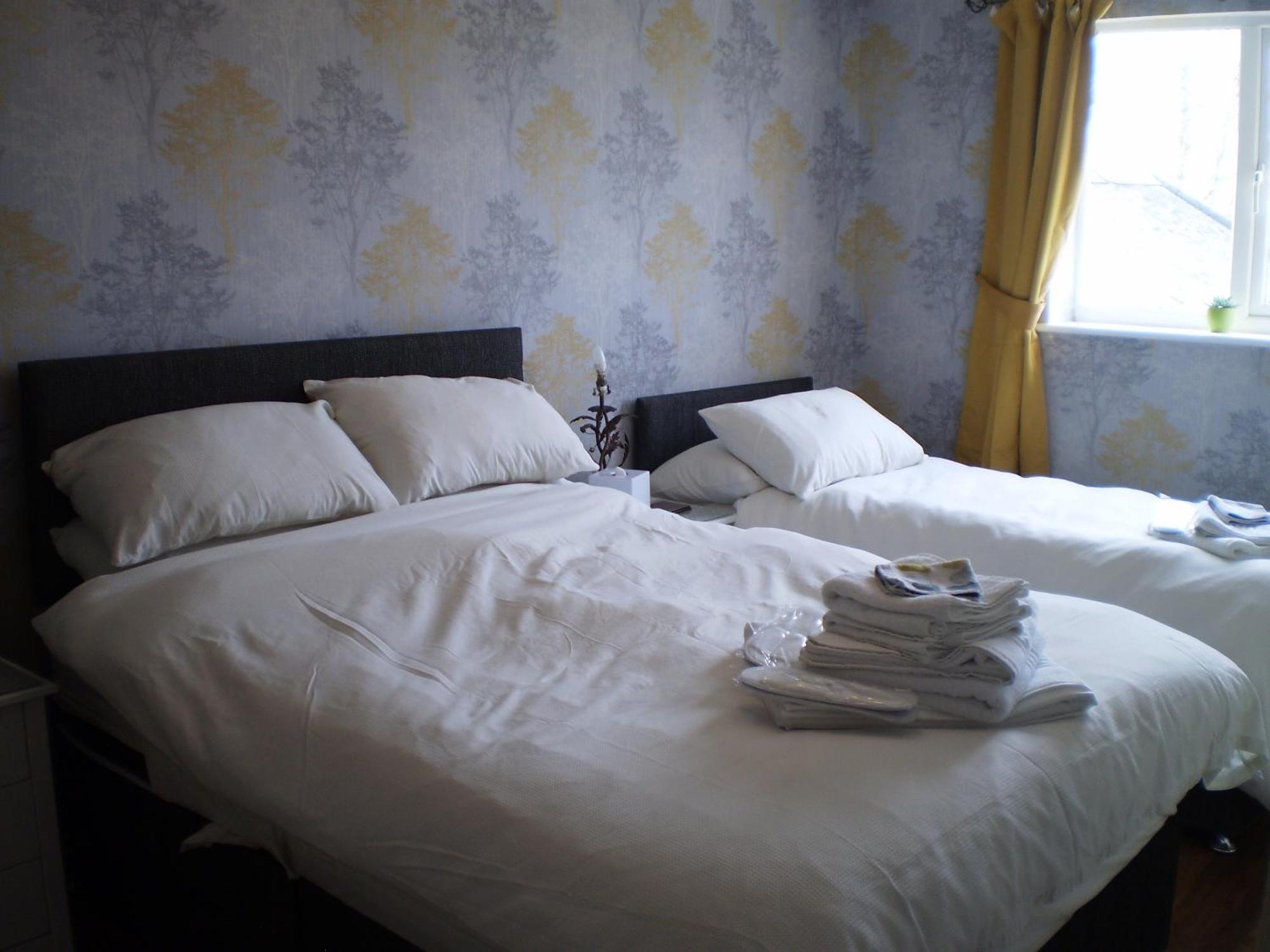 Sportsmans Lodge Bed And Breakfast Amlwch Стая снимка